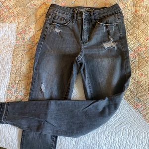 Universal Thread Jeans